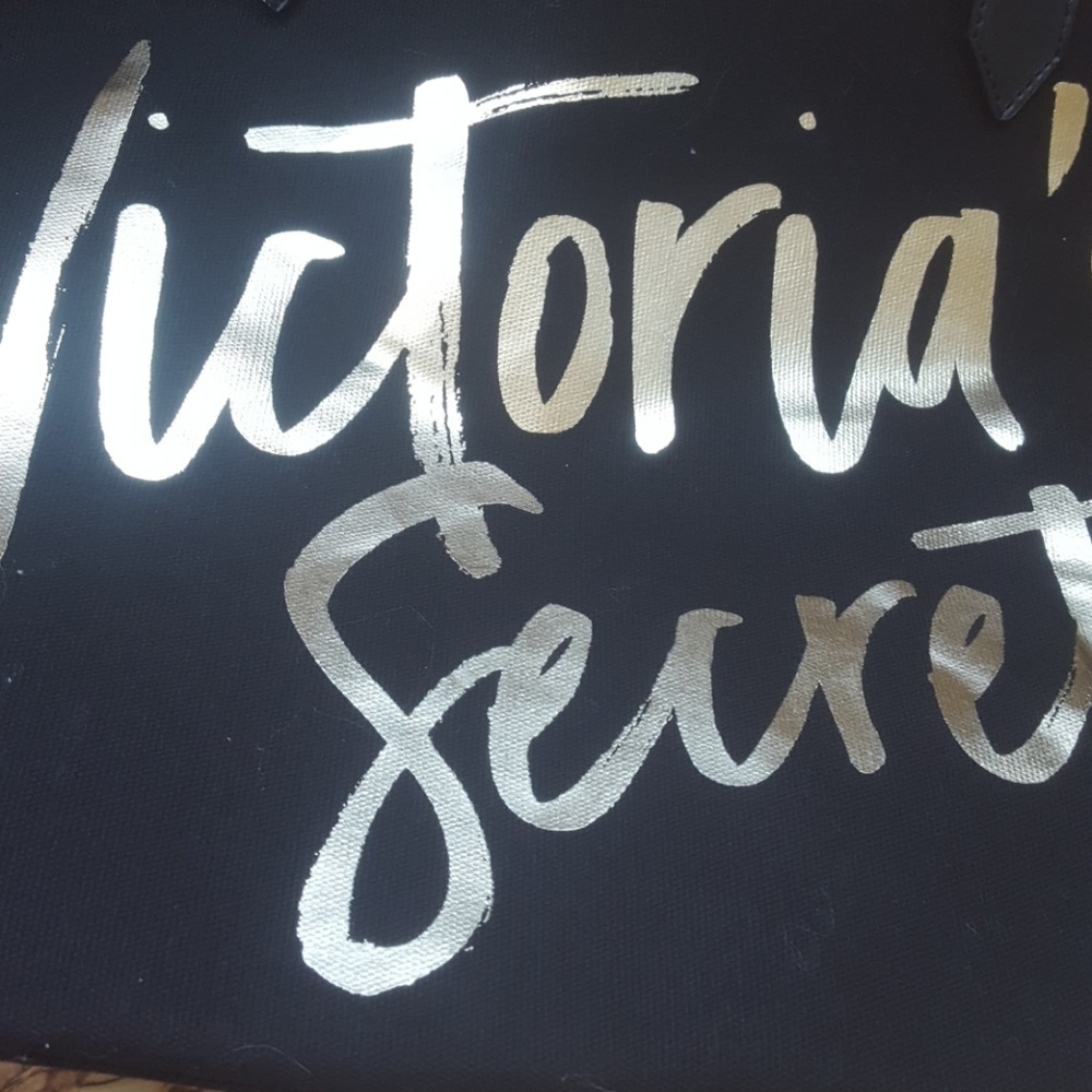 Victoria Secret NWT bag/ tote black and gold - Picture 6 of 6